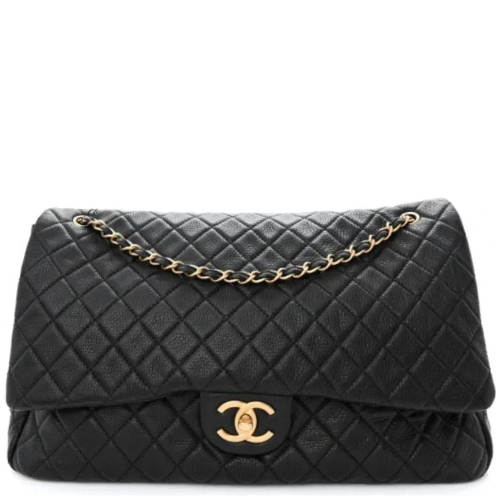 CHANEL QUILTED XXL TRAVEL FLACK  BLACK